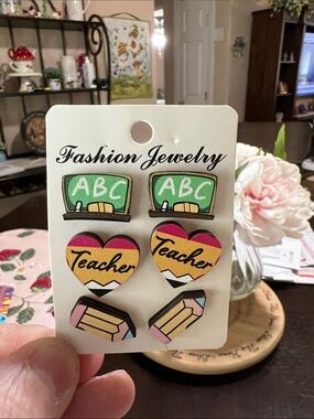 New Fashion Jewelry  Teacher Earring Set - Green, Pink, Yellow